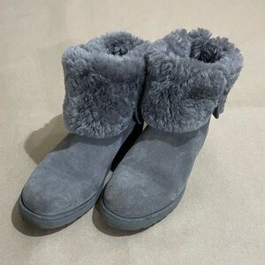 UGG Amie Slim Wedge Boots size 7